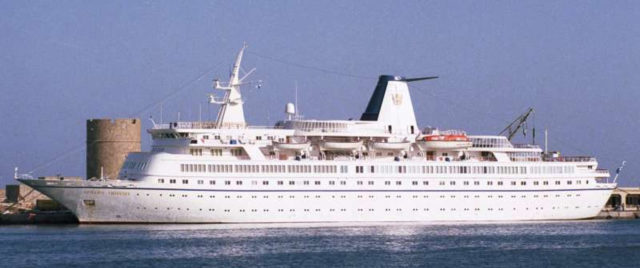 Design of Cruise vessel Golden Odyssey_by_Knud E. Hansen